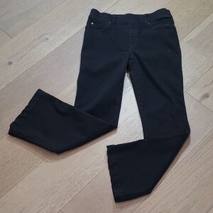 EUC SPANX Shapewear Women's sz L Black Flare Leg Pull On Denim Jeans